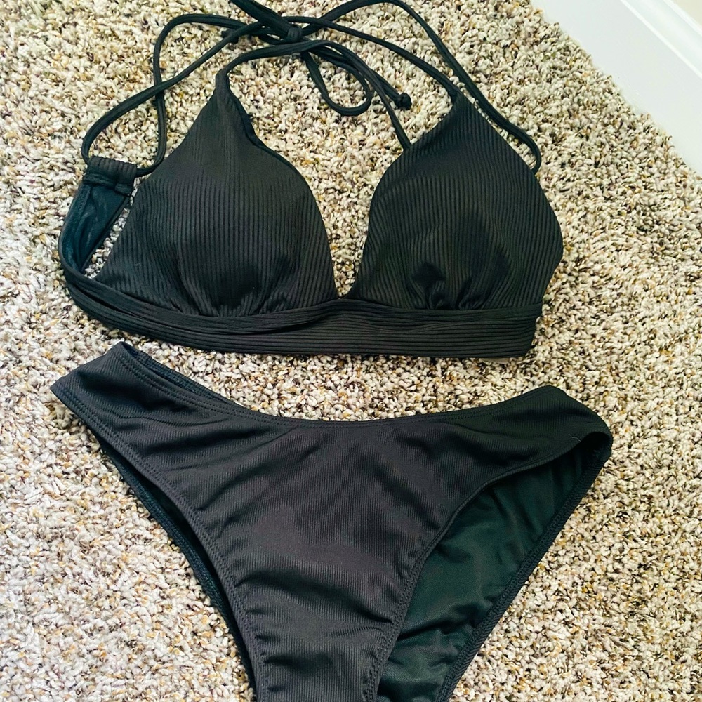 Ribbed Black High Waisted Bikkini
